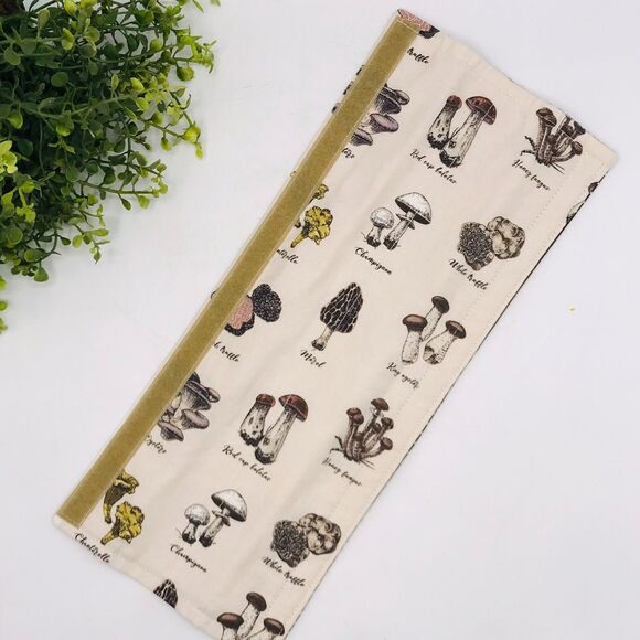 Set of 2 Refrigerator Handle Covers, Reversible, Neutral Mushrooms 14x5 - Picture 4 of 5